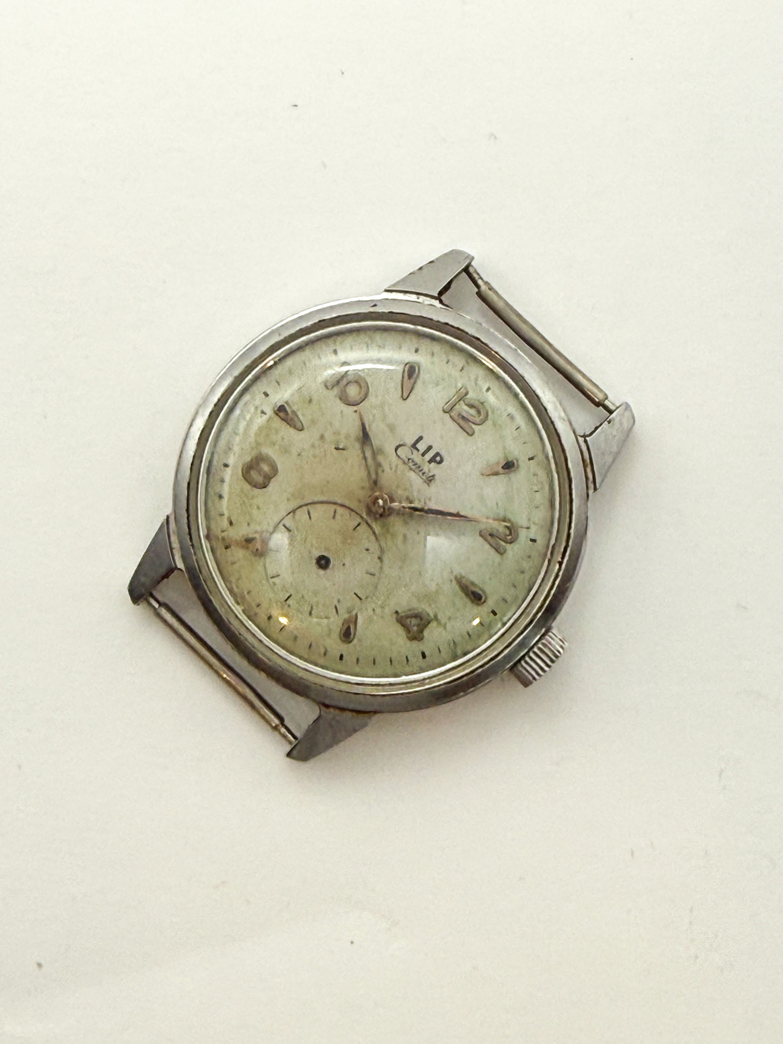 Lot de sept montres bracelet de marques diverses dont Festina, Lotus, Fent, Heineken, Le Griffon et divers. - Lazuli