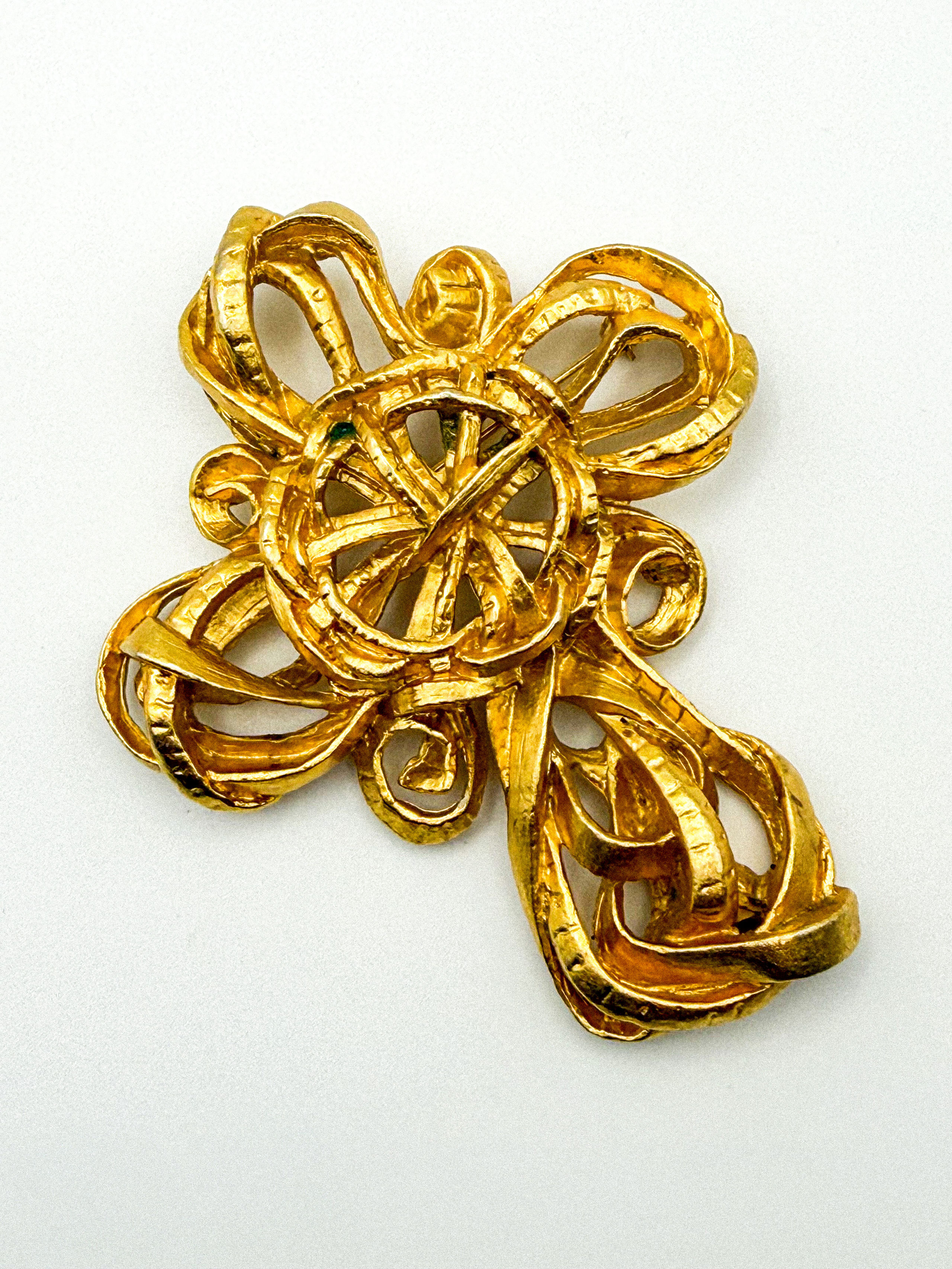 Lot de petits objets en argent comprenant broche, porte mine, porte monnaie - Lazuli