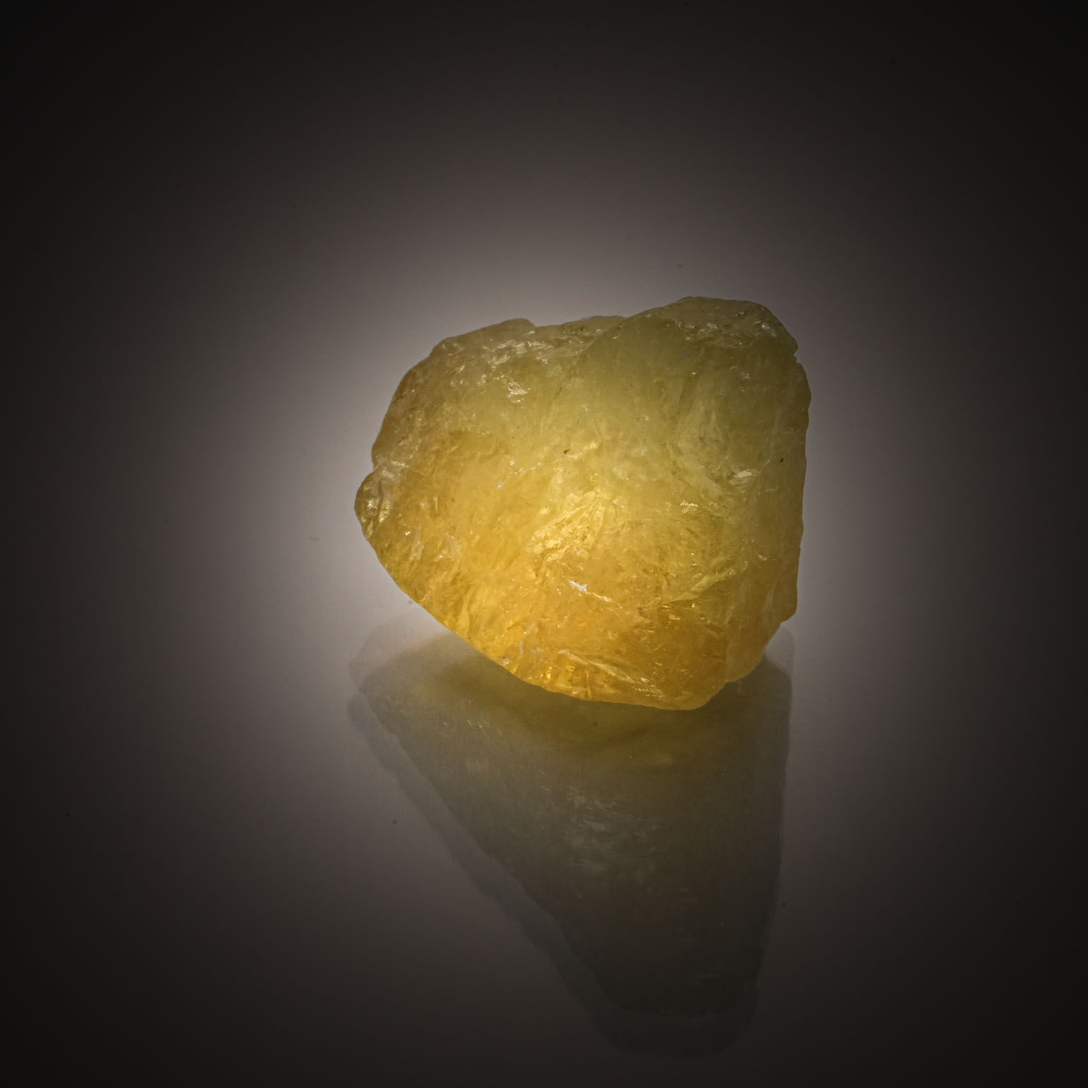 Appairage de fluorites bleues coussins sur papier. - Lazuli