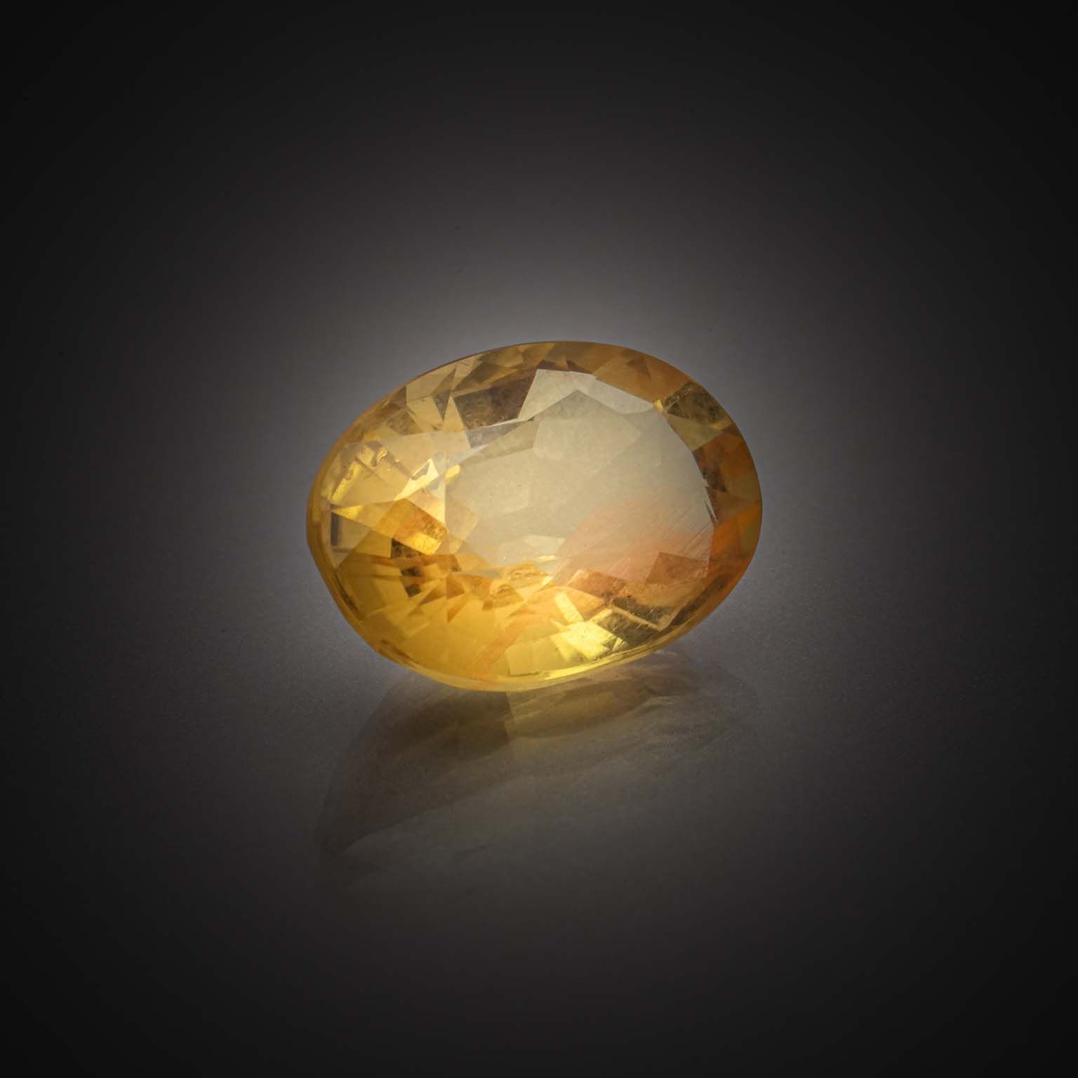 Quartz rose poire sur papier. - Lazuli