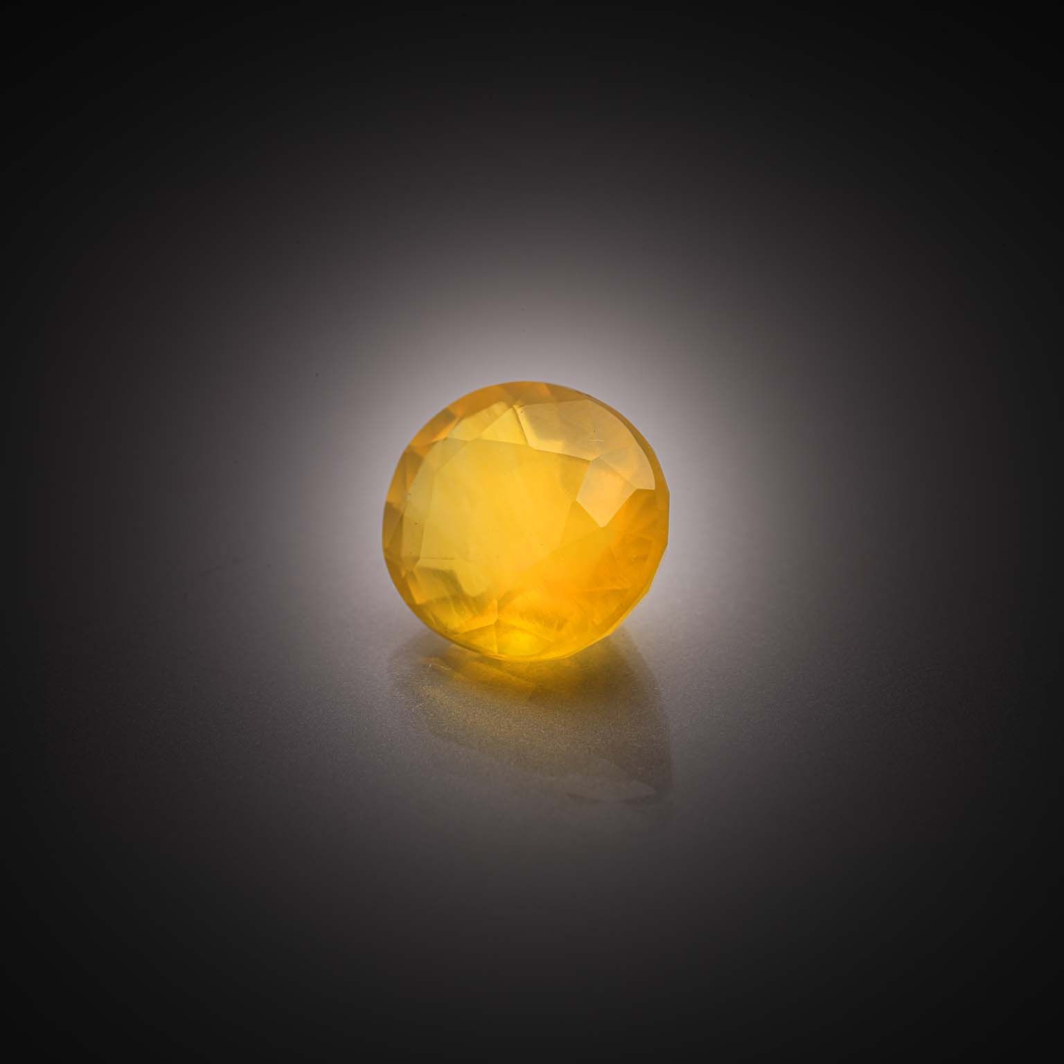 Prehnite brut sur papier. - Lazuli