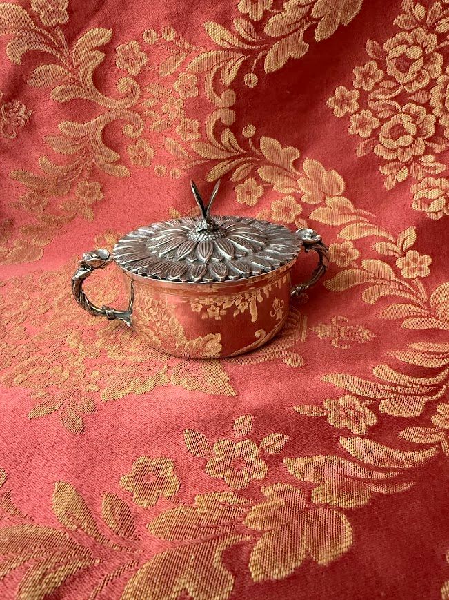 Lazuli ventes aux enchères