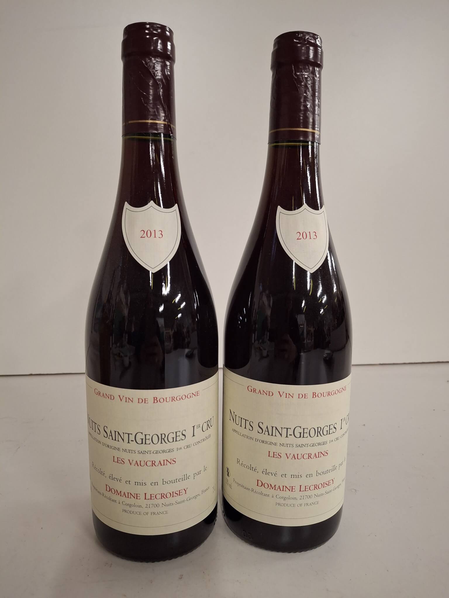 Bouteille de 70cl de Whisky Suntory  Old Whisky produit au Japon 43 % vol, Assemblage de Whisky de choix de Qualitré, distilerie la plus ancienne du japon - Lazuli