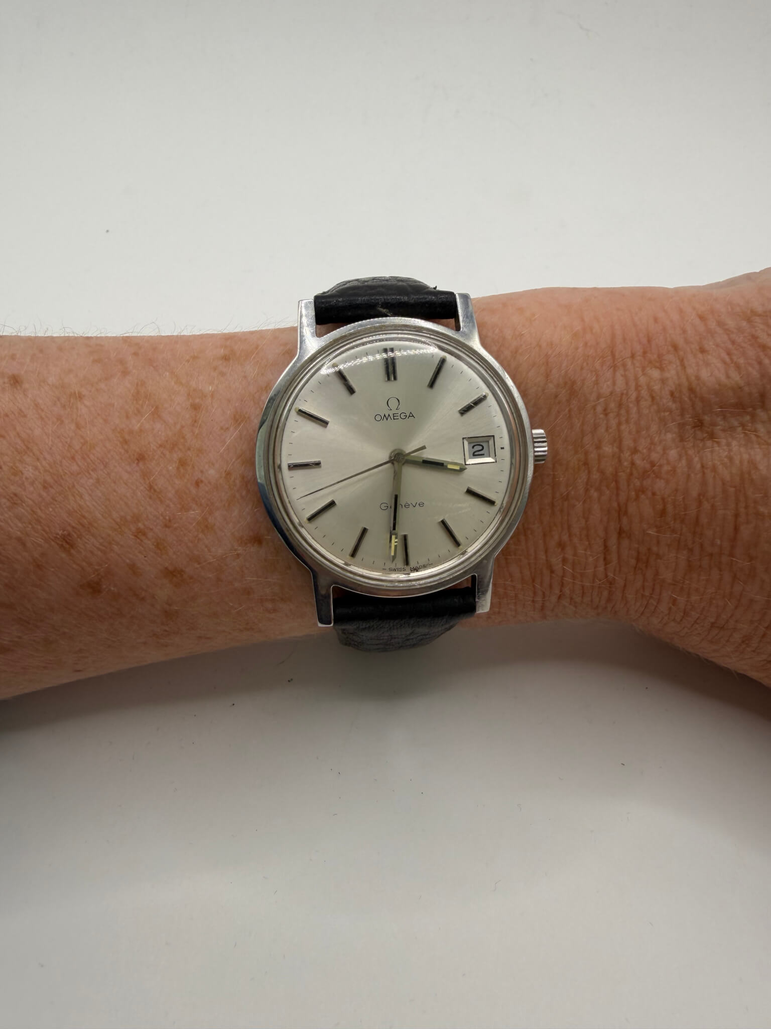 OMEGA – Genève - Lazuli