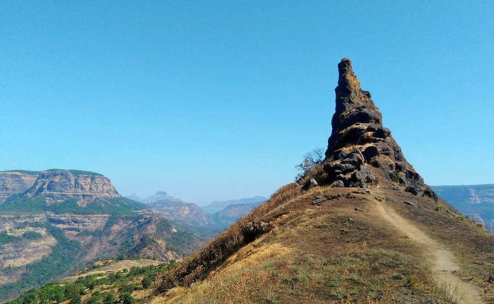 night trek to Irshalgad