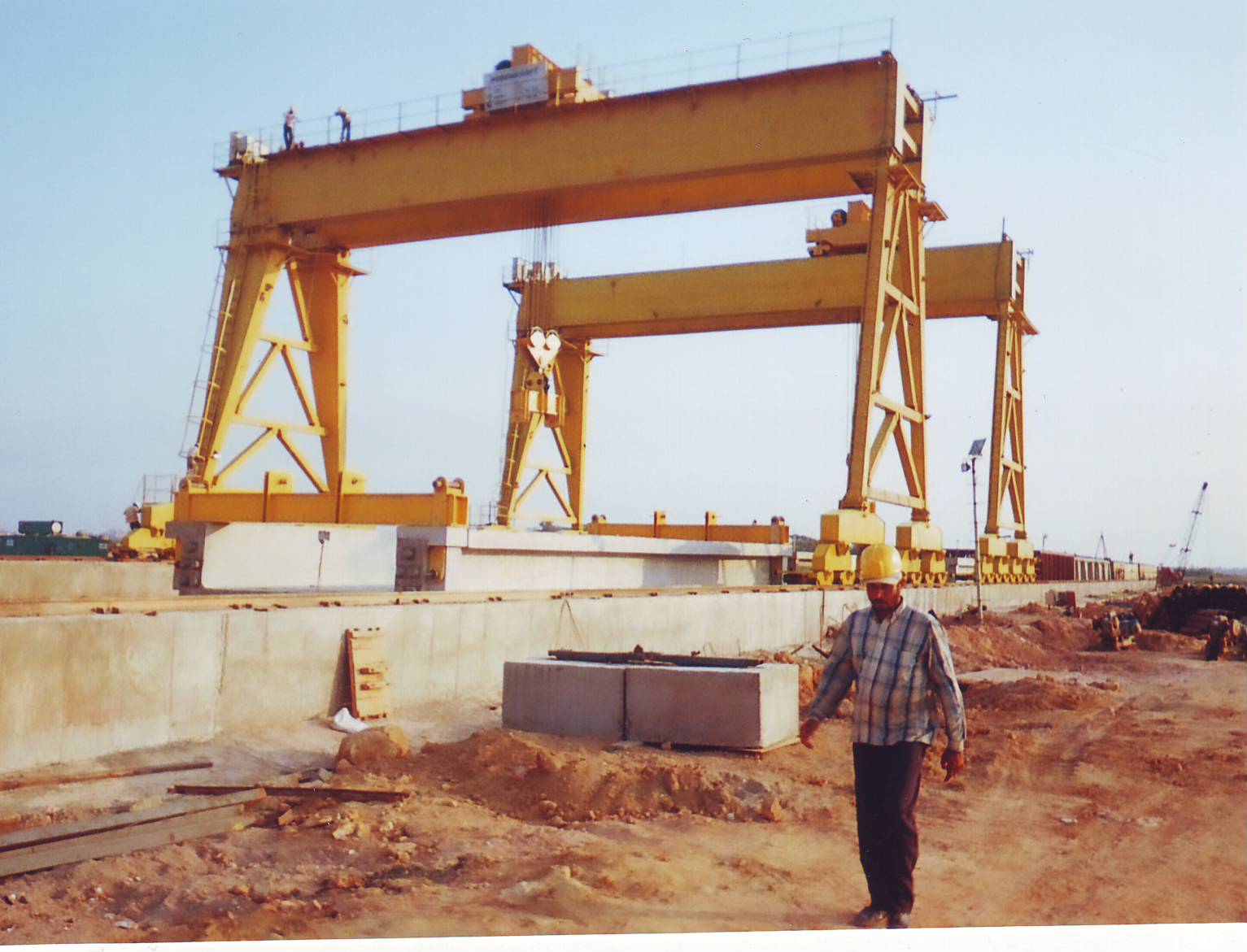 Double Girder Gantry Goliath Cranes