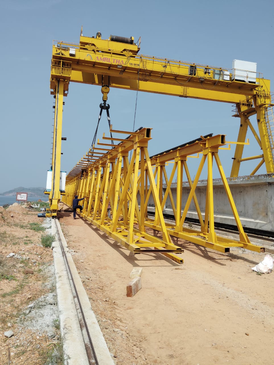 Launching Systems for Pre-Cast Girders Type I