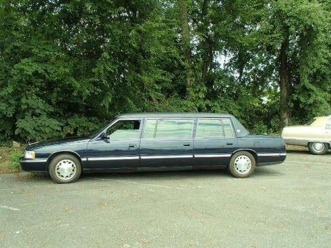 2000 Cadillac Funeral Commercial Glass Presidential Limo Hearse for sale