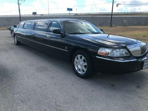 rust free 2007 Lincoln Town Car Limousine for sale