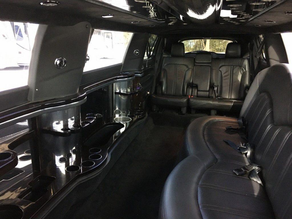nice 2014 Lincoln MKT Limousine