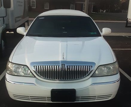 2006 Lincoln Town Car 28ft Stretch limousine [great running] for sale