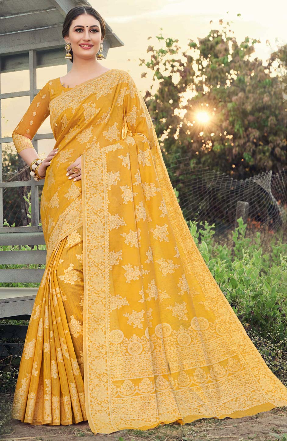Traditional Yellow color Silk, Silk cotton fabric Saree 1655342