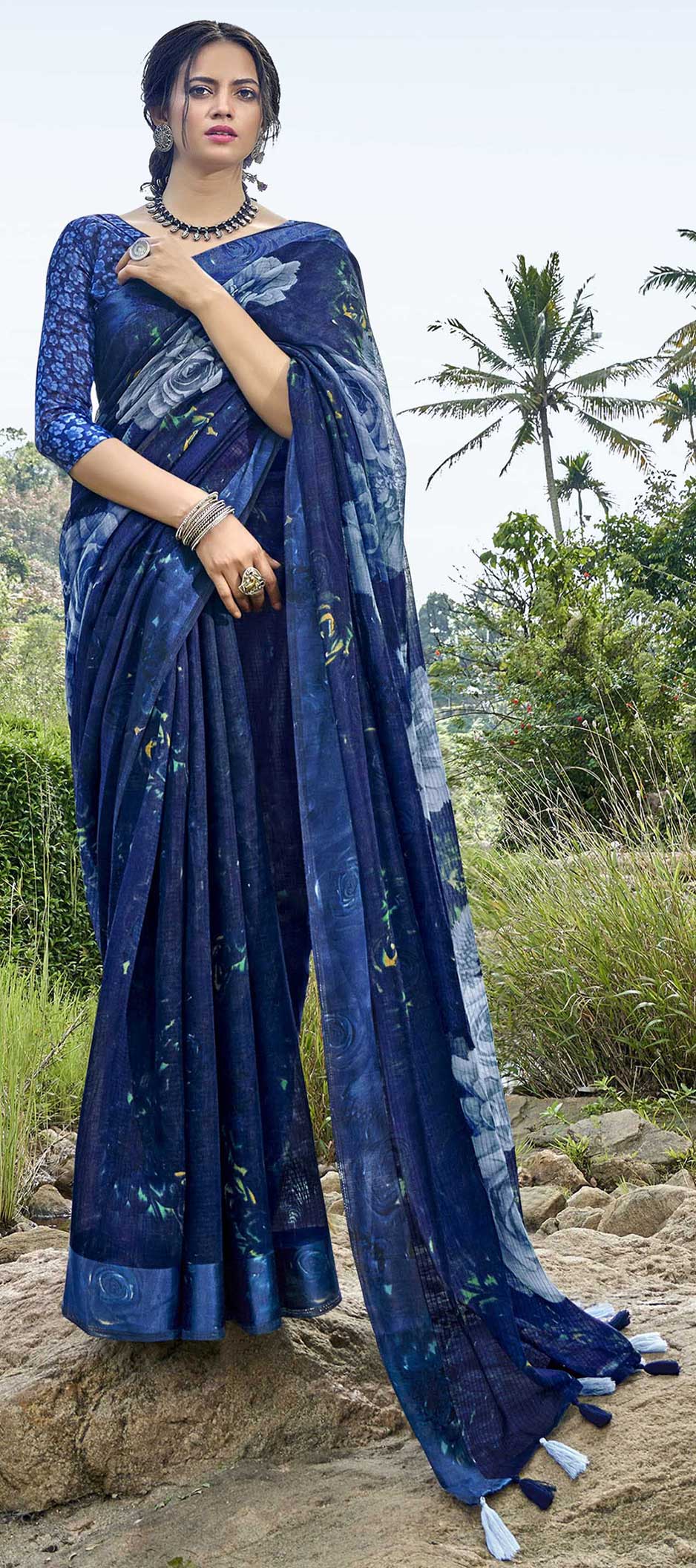 Traditional Blue color Cotton fabric Saree 1702208