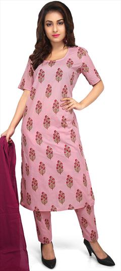 Casual Pink and Majenta color Salwar Kameez in Cotton fabric with Straight Printed work : 1724593