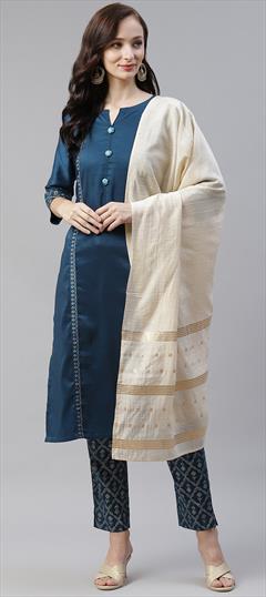 Casual Blue color Salwar Kameez in Faux Crepe fabric with Straight Thread work : 1766348