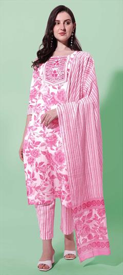 Casual Pink and Majenta color Salwar Kameez in Cotton fabric with Straight Printed work : 1841330