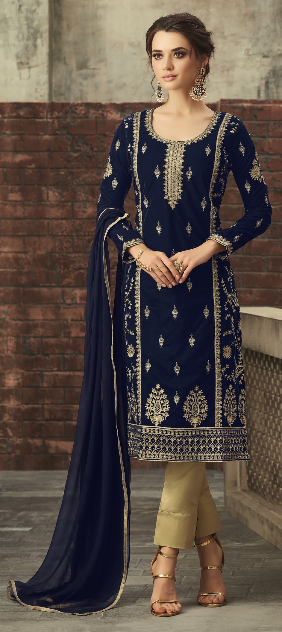 Traditional Party Wear Velvet Salwar Suit Aqua Blue Georgette Pant Straight