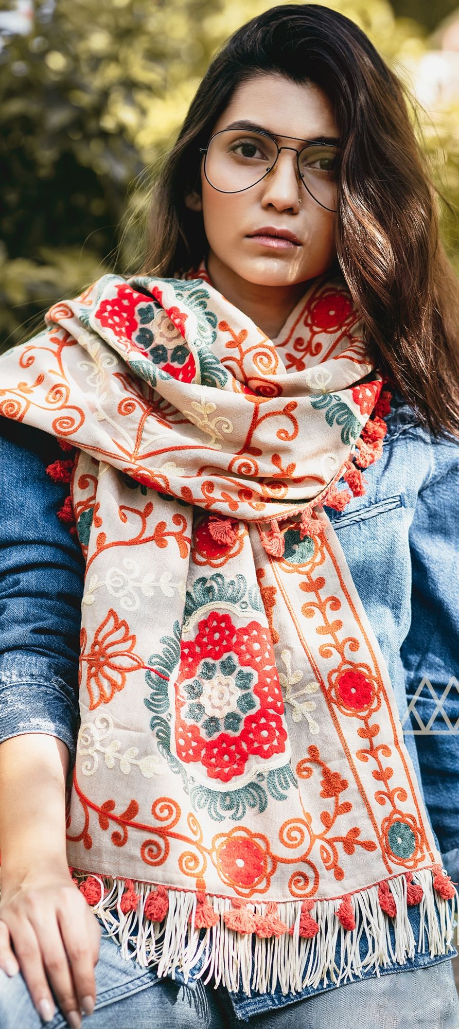 Black & White Stylish Printed Cotton Fabric With Dupatta