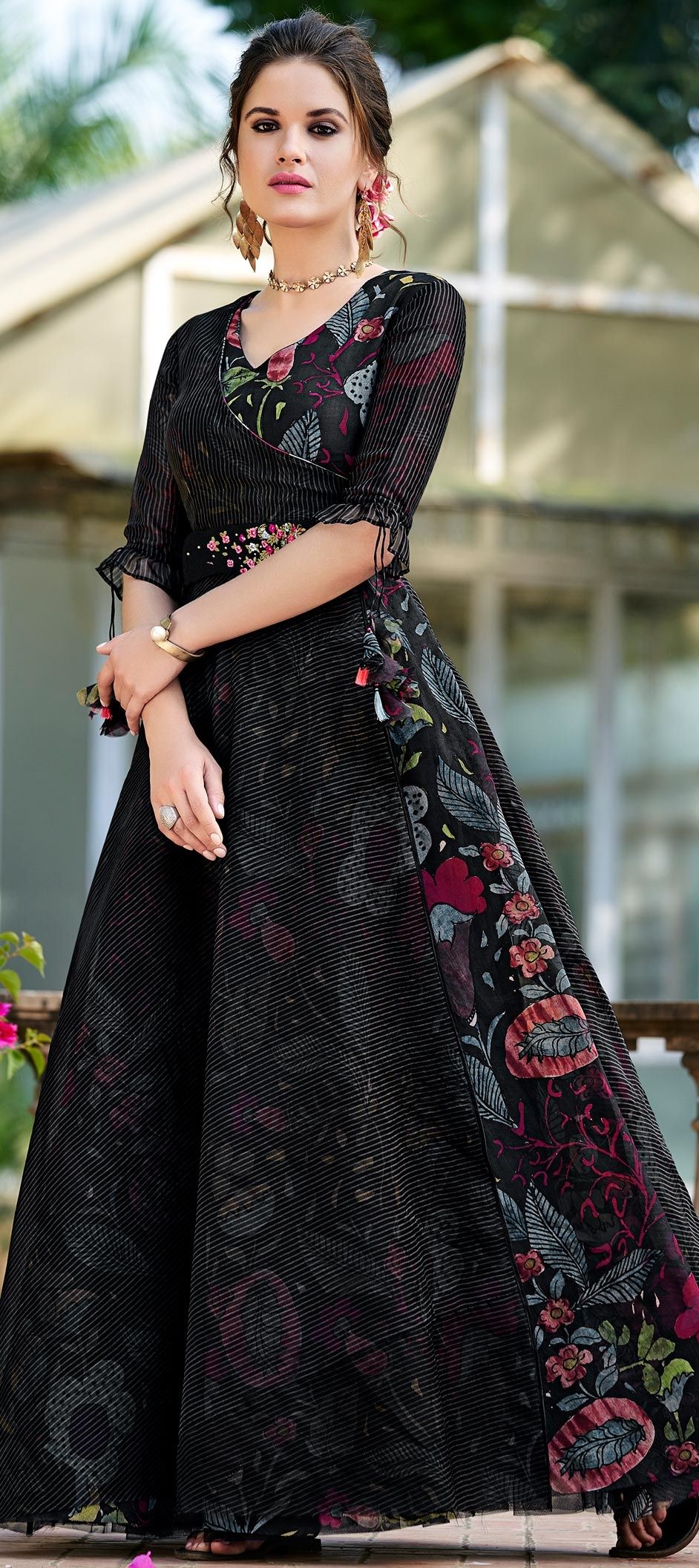 1556649: Casual, Party Wear Black and Grey color Organza Silk