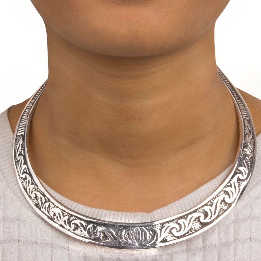1557880 Oxidized Silver color Metal Alloy metal Necklace