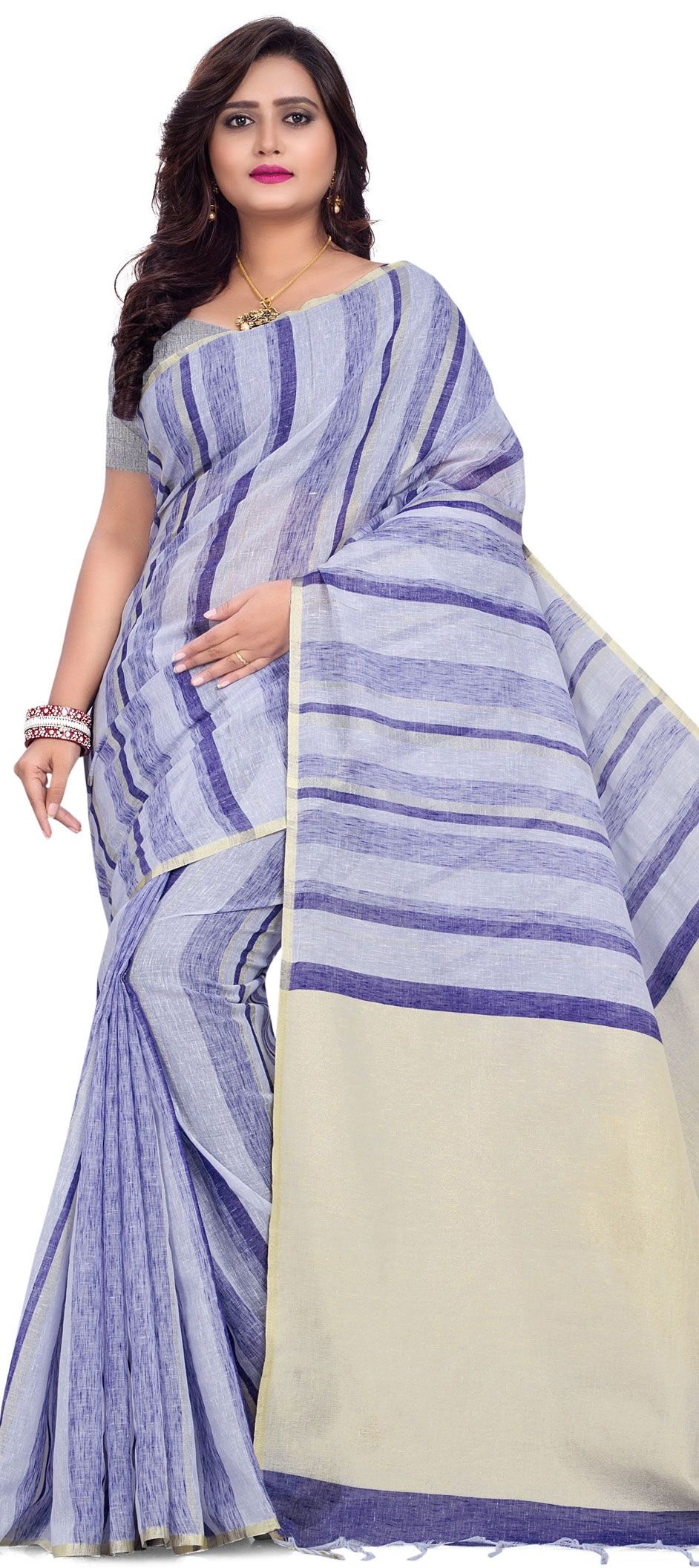 1560366 Traditional Blue color Linen fabric Saree