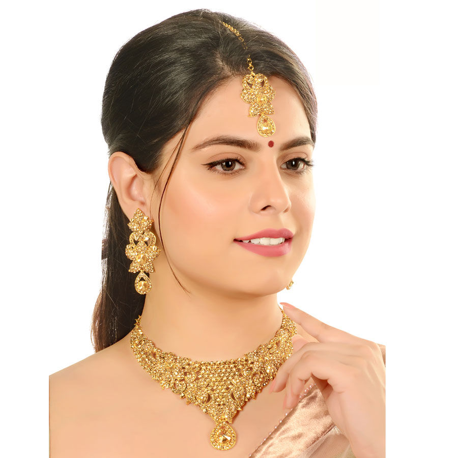 Gold color Metal Alloy metal Necklace 1590890