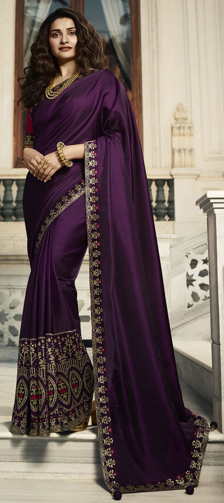 Beautiful Purple Soft Banarasi Silk Saree With Pleasant Blouse Piece –  LajreeDesigner