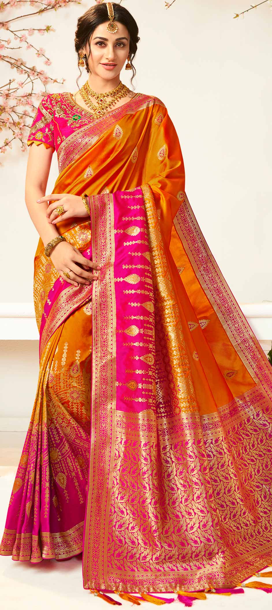 Traditional Orange Color Banarasi Silk Silk Fabric Saree 1640271