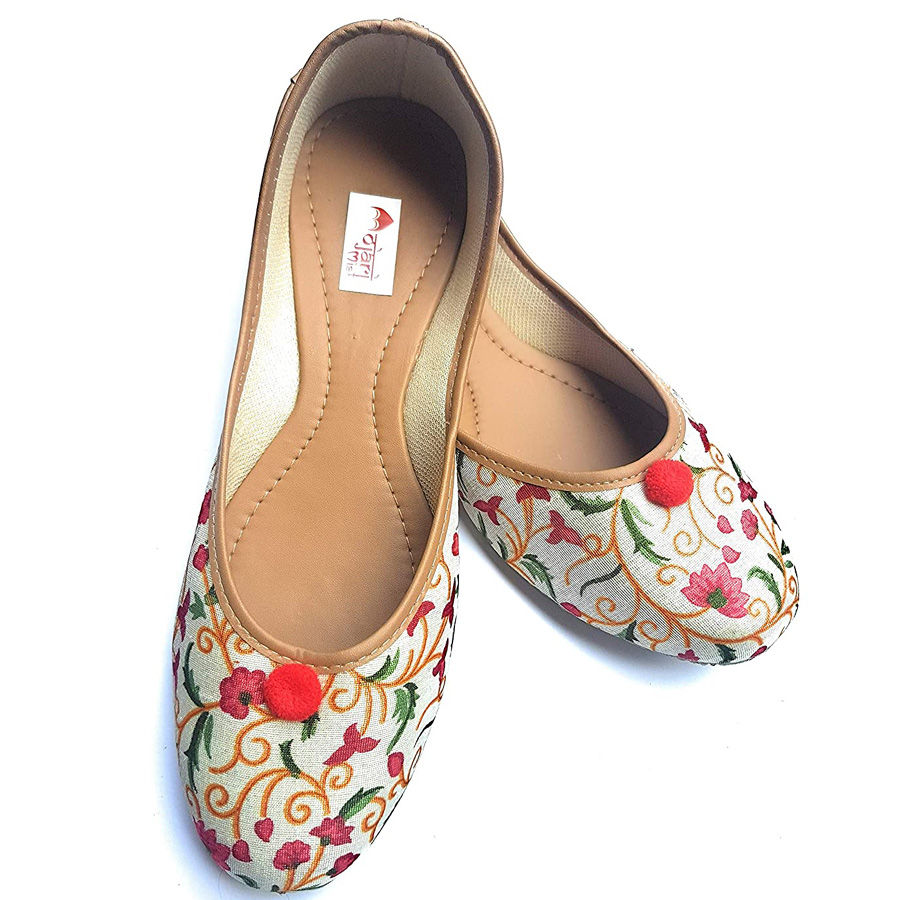 White and Off White color Synthetic fabric Women Shoes 1696506