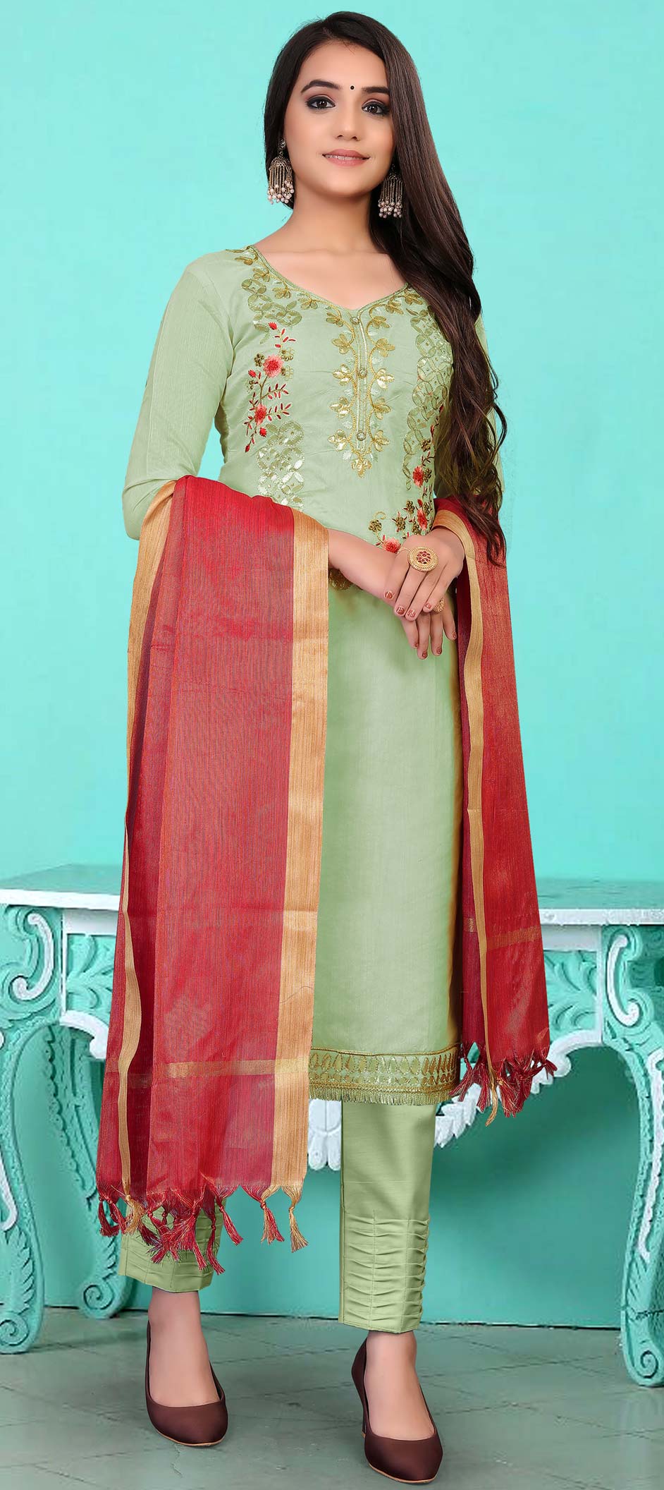 Festive, Party Wear Green color Chanderi Silk fabric Salwar Kameez