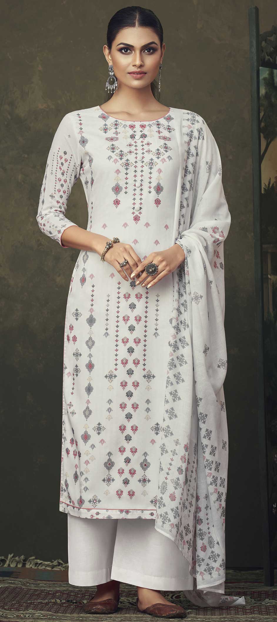 Casual White and Off White color Cotton fabric Salwar Kameez : 1730879