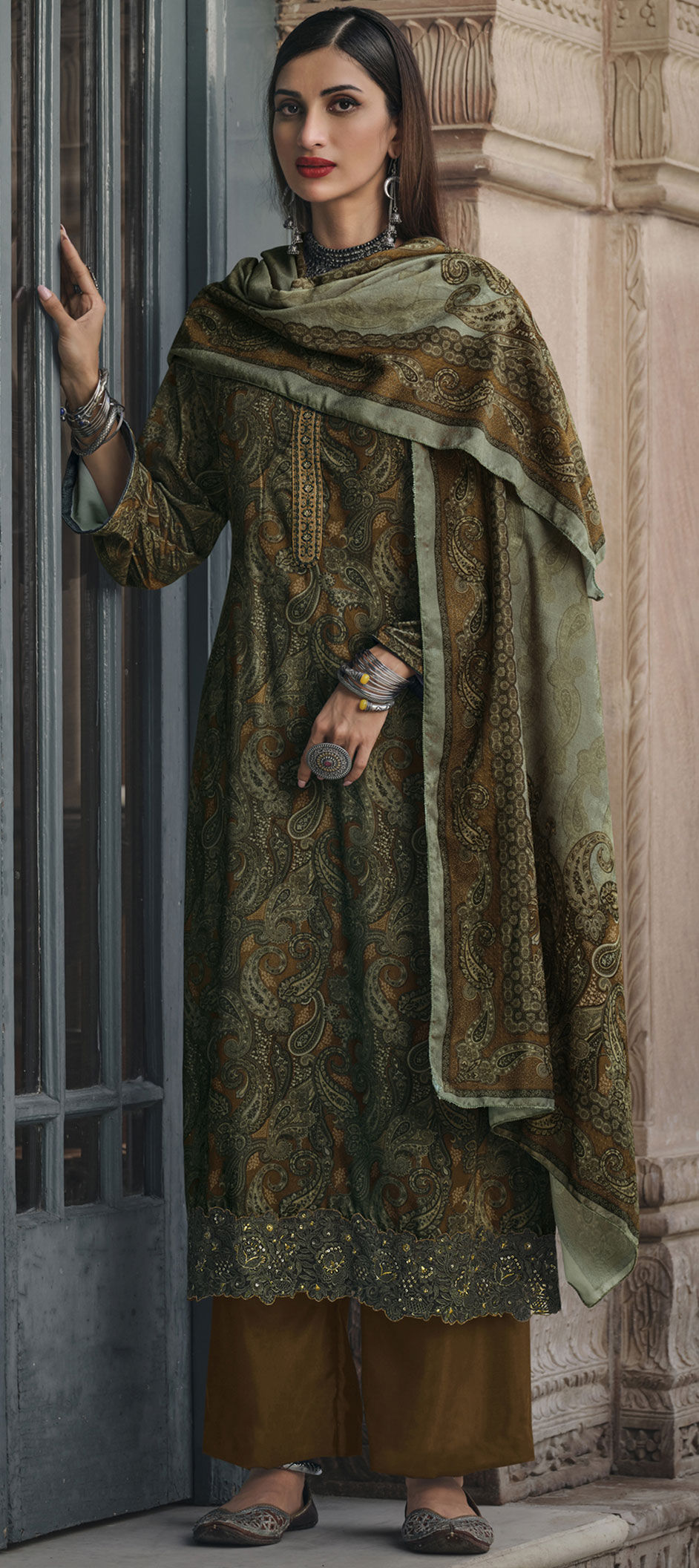 Green Dola Jacquard Silk Festival Salwar Kameez