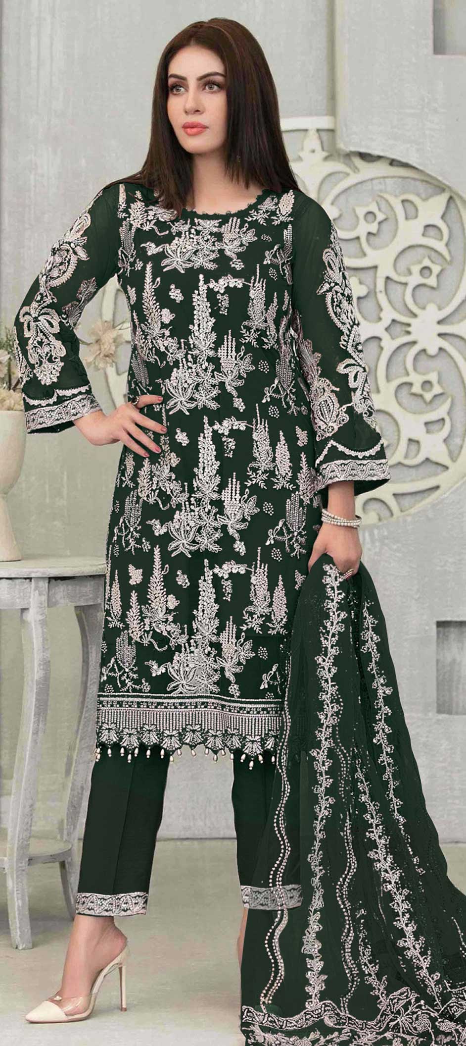 Festive, Party Wear Green color Georgette fabric Salwar Kameez : 1839987 Festive, Party Wear Green color Georgette fabric Salwar Kameez : 1839987