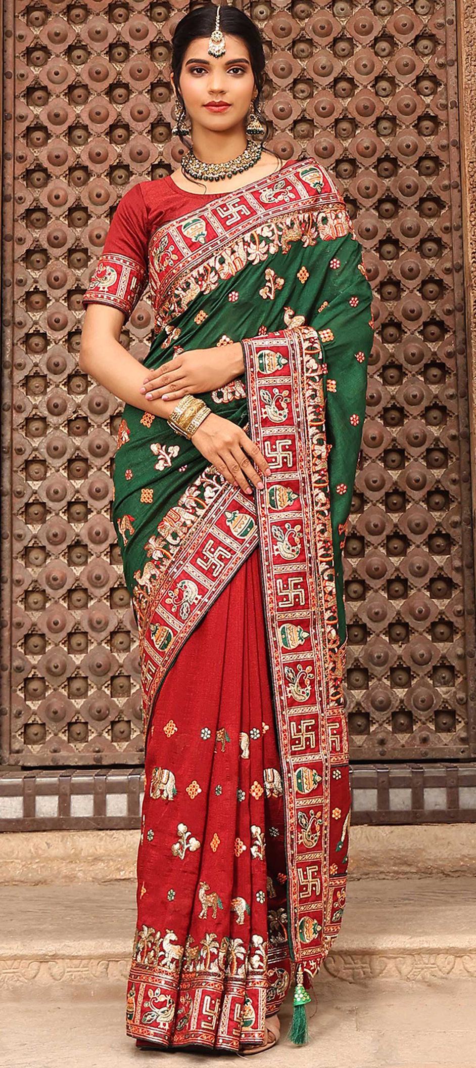 Buy Red Sarees for Women by ASHIYA FAB Online | Ajio.com