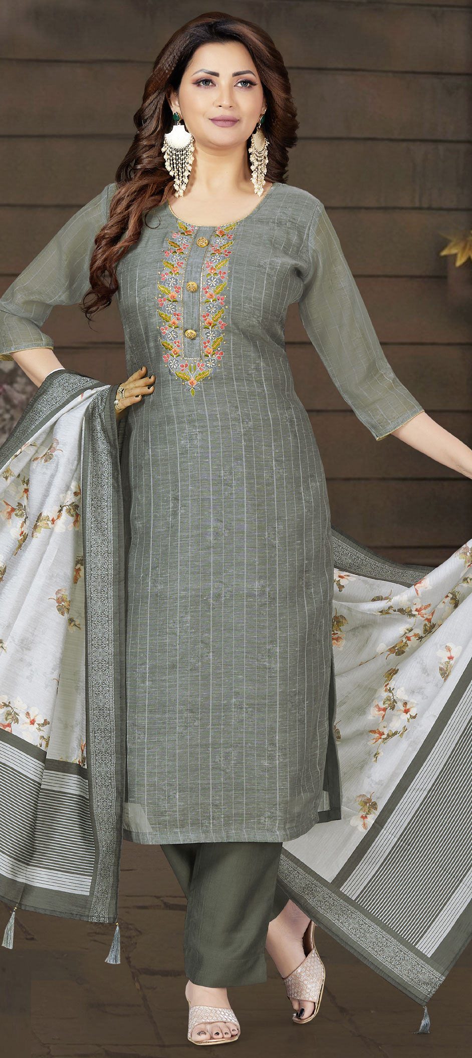 Party Wear Black and Grey color Chanderi Silk fabric Salwar Kameez : 1864655