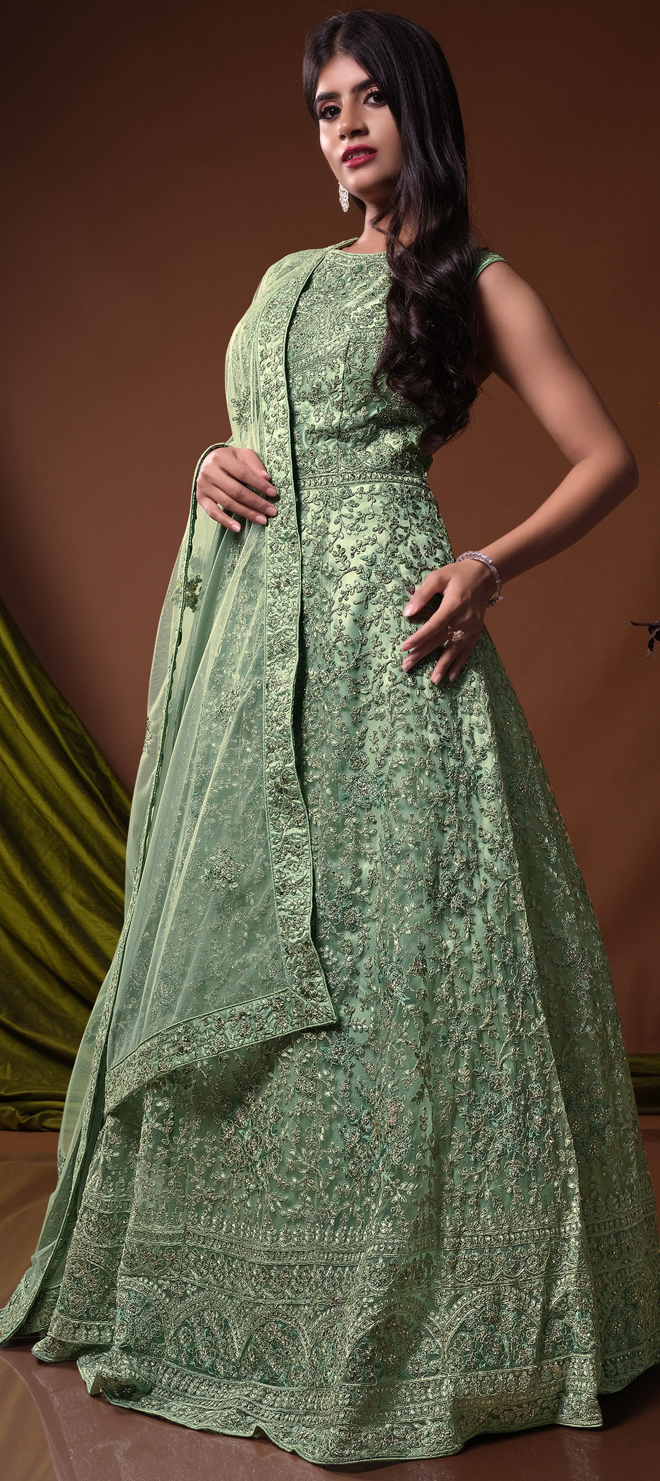 Mehendi Sangeet, Party Wear, Reception Green color Net fabric Gown : 1896296
