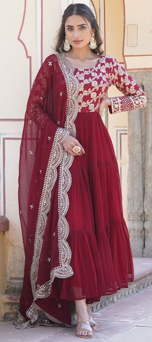 Engagement, Reception Red and Maroon color Viscose fabric Gown : 1937549 Engagement, Reception Red and Maroon color Viscose fabric Gown : 1937549