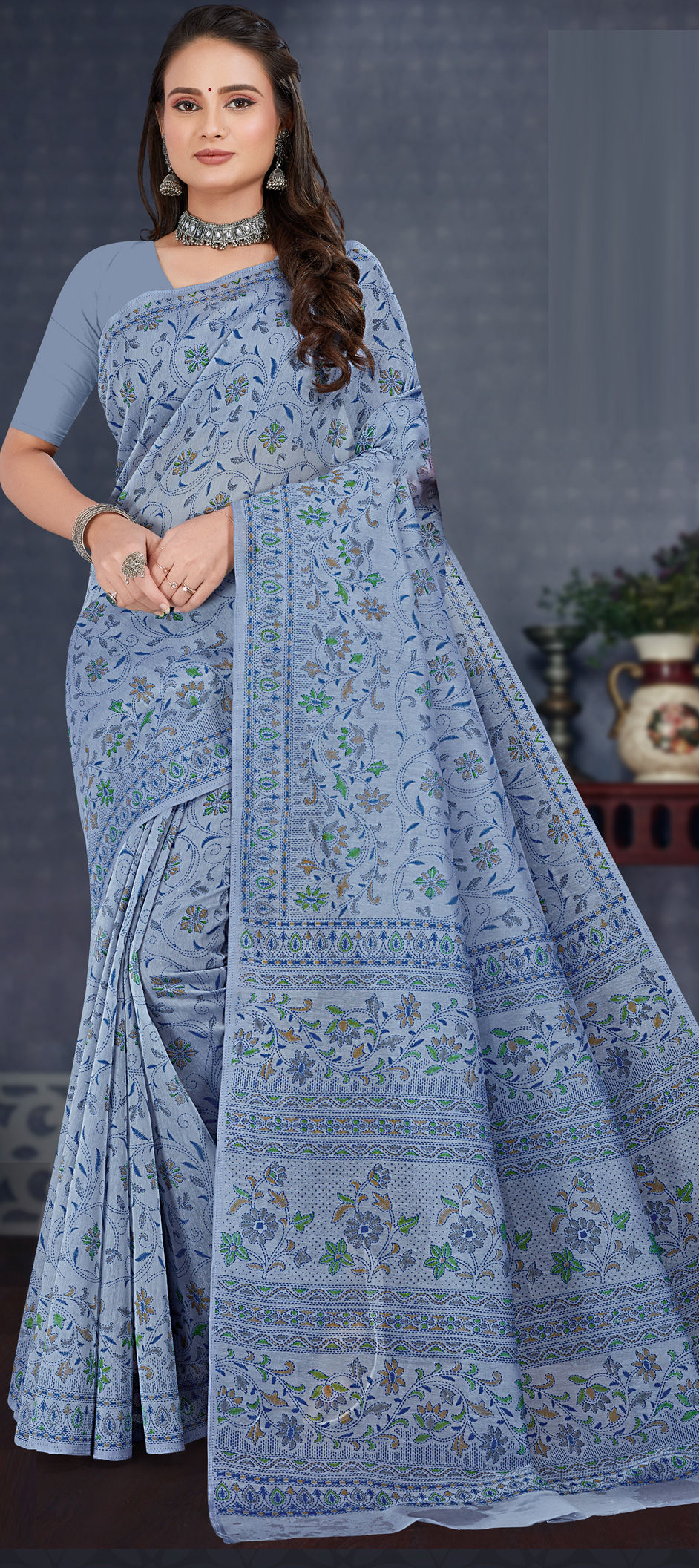Cotton Blend Grey Traditional Saree