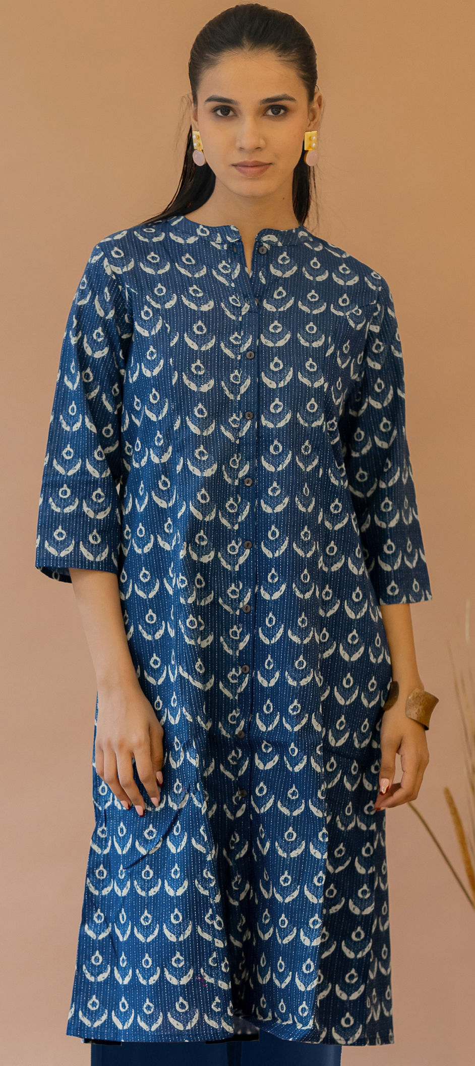 Multicolor Cotton Kurti with All-Over Lining Print main image 0