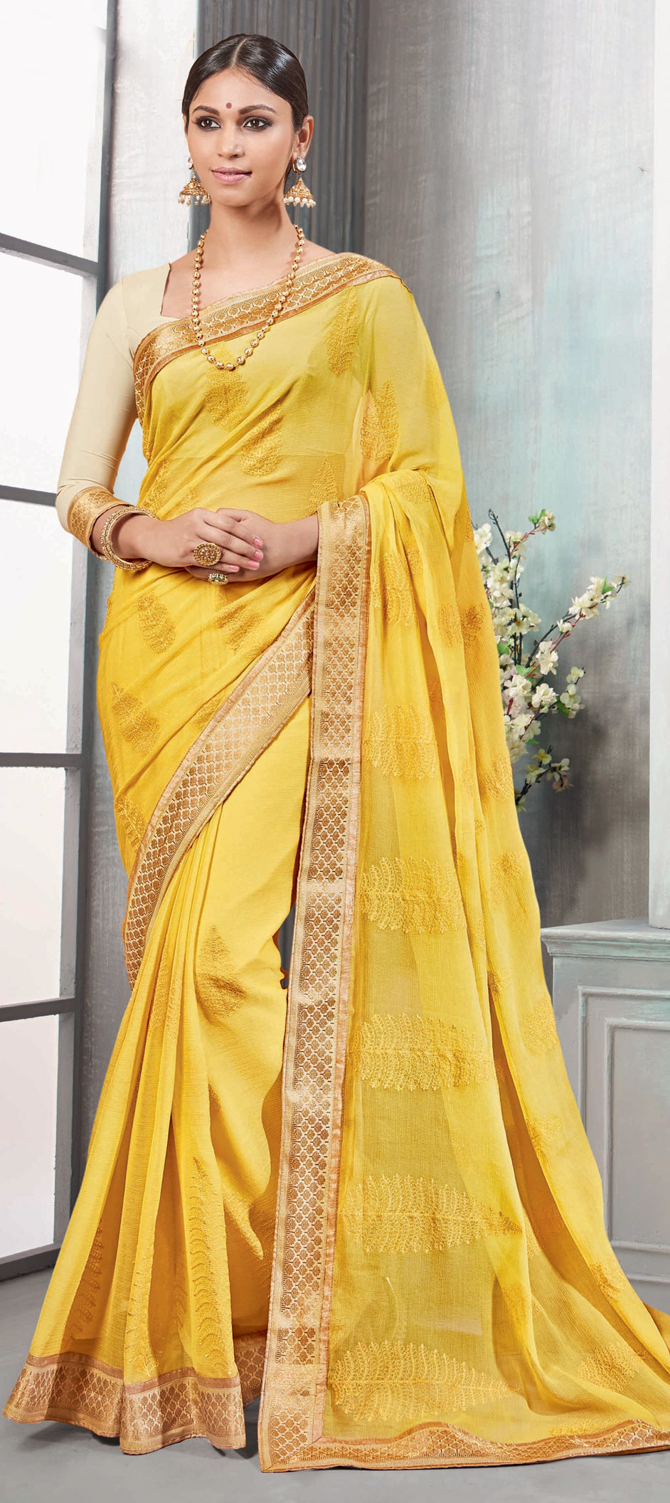 Yellow Embroidered Chiffon Saree With Unstitched Blouse Piece