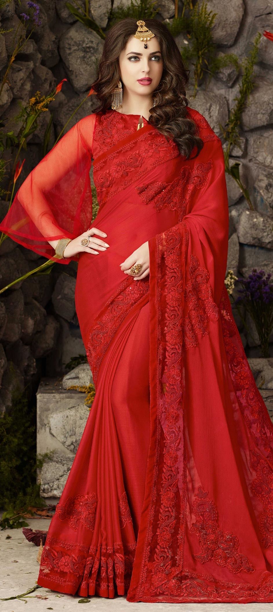 Women Party Wear Designer Red Color Chex Pattern Silk Blend Saree Collection