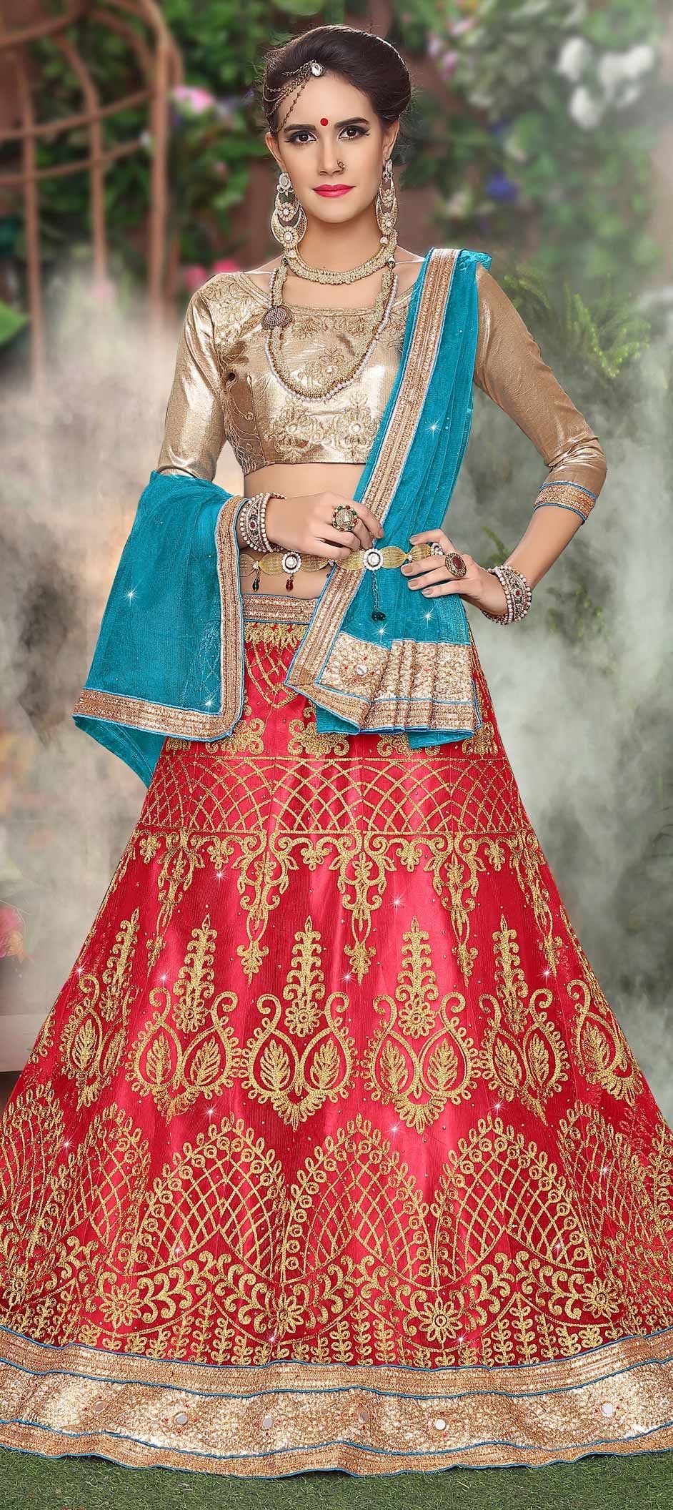 What colour blouse and dupatta would go with a plain red lehenga skirt?  (Pictures would be appreciated) - Quora