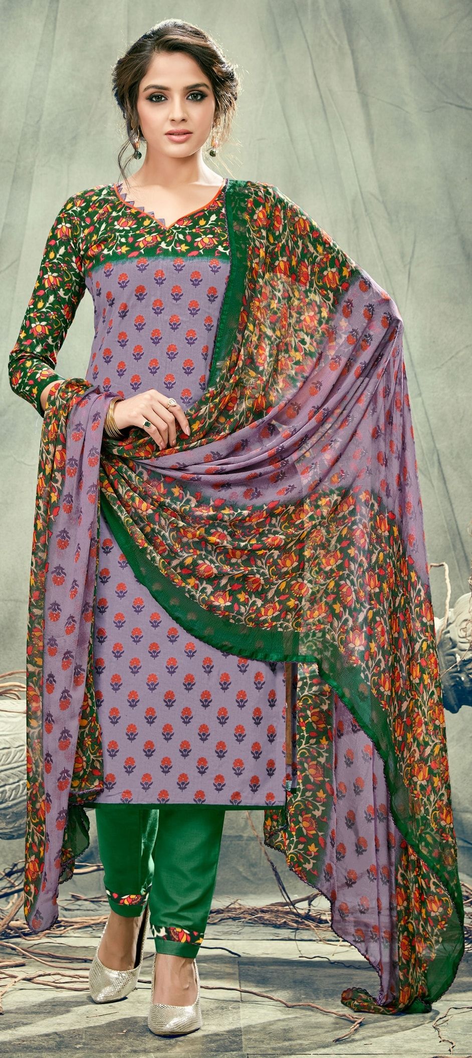 906796 Purple and Violet color family semistiched Cotton