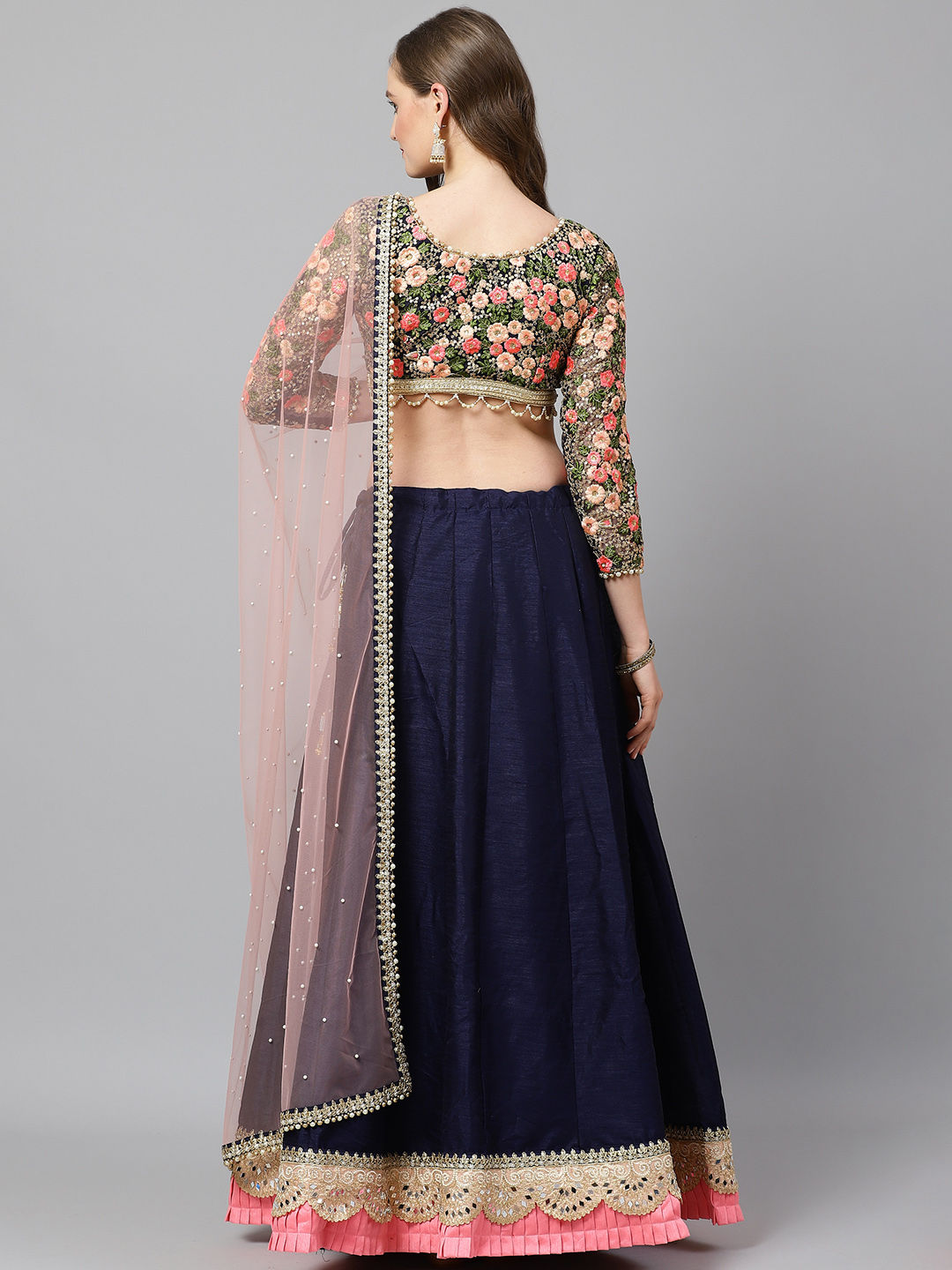 CC3123 | Indian dresses, Indian outfits, Lehenga color combinations