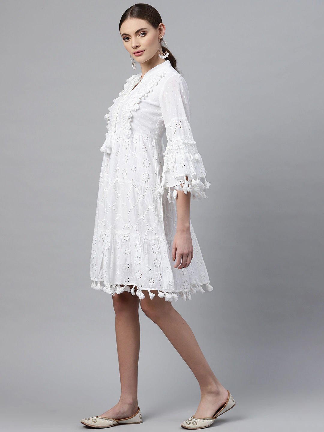 Buy Off White Cotton Dobby Phulkari Embroidered Anarkali Dress – SCAKHI