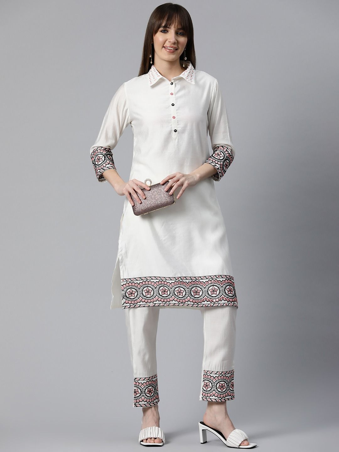 womens-embroidered-kurta-pant