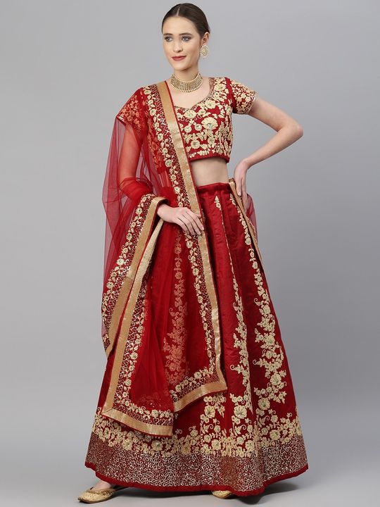 Siwangi Pradhan - Gorgeous in red. The beautiful lehenga is graced with  intricate hand embroidery with golden zari, wire, sequins, and beads on the  border. | Facebook