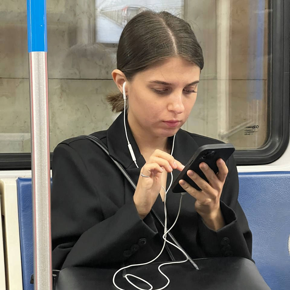 innarinova.linea.eth Linea Name Service (.linea.eth domains) based on ENS PFP