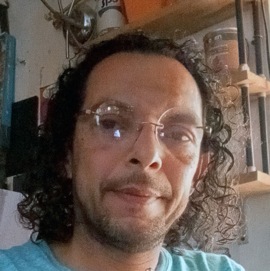 Nael ESSA (naelessa.lens) Lens social identity (.lens handle) PFP