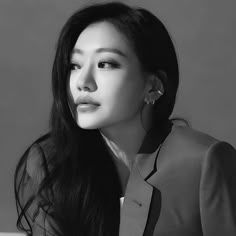 Sophie N. (sophienomad.lens) Lens social identity (.lens handle) PFP